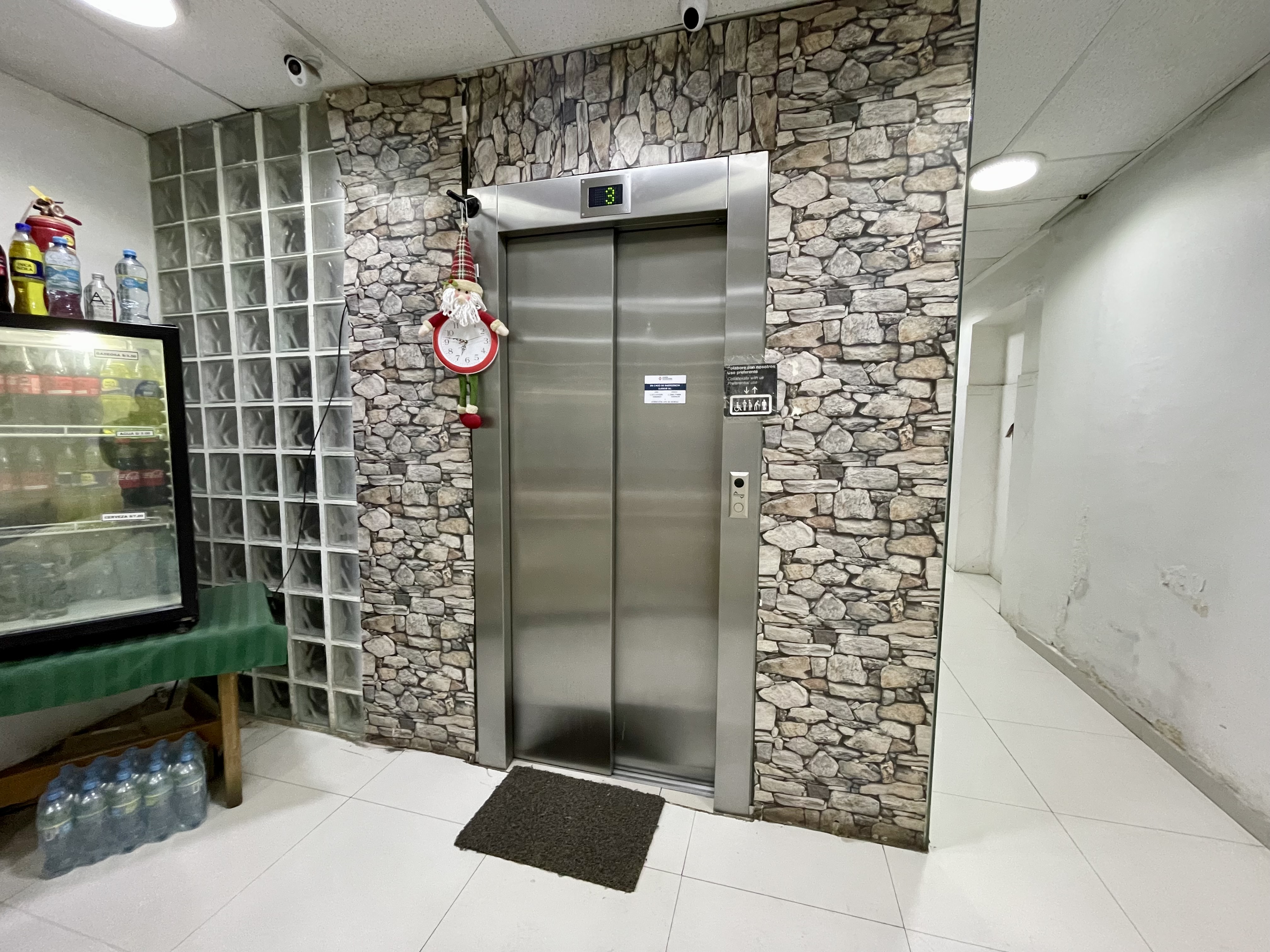 placeholder image-sq